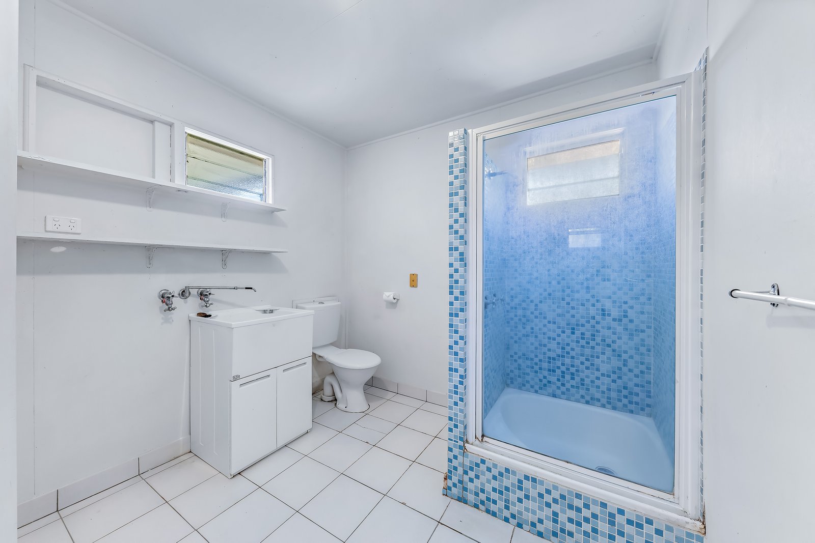 16 Pleasant Drive CANNONVALE 11