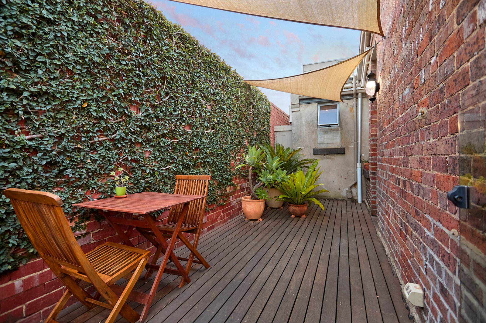 Gallery: 16 Queen Street