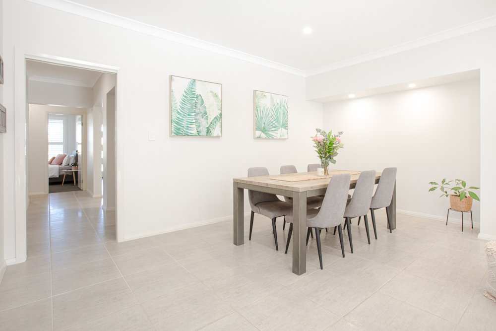 16 Rampling Avenue NORTH ROTHBURY 19