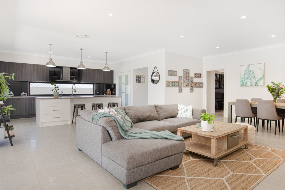 16 Rampling Avenue NORTH ROTHBURY 26