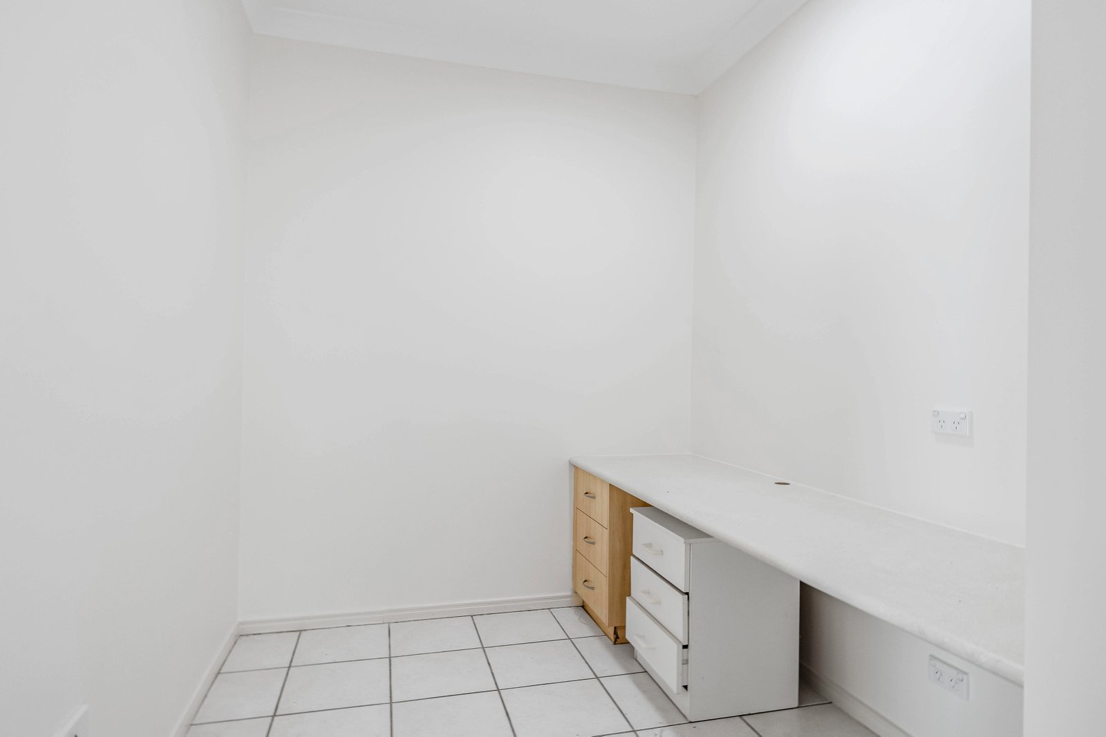 16 Ranier Crescent VARSITY LAKES 16