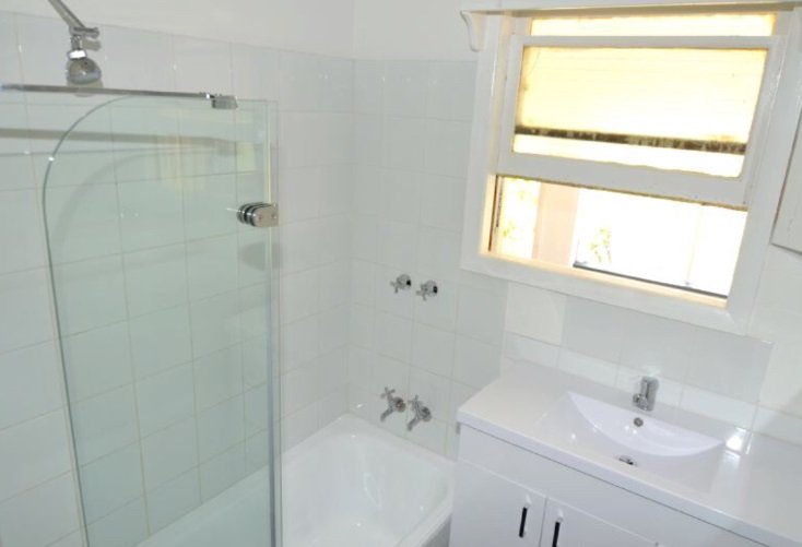 Gallery: 16 Raven Street
