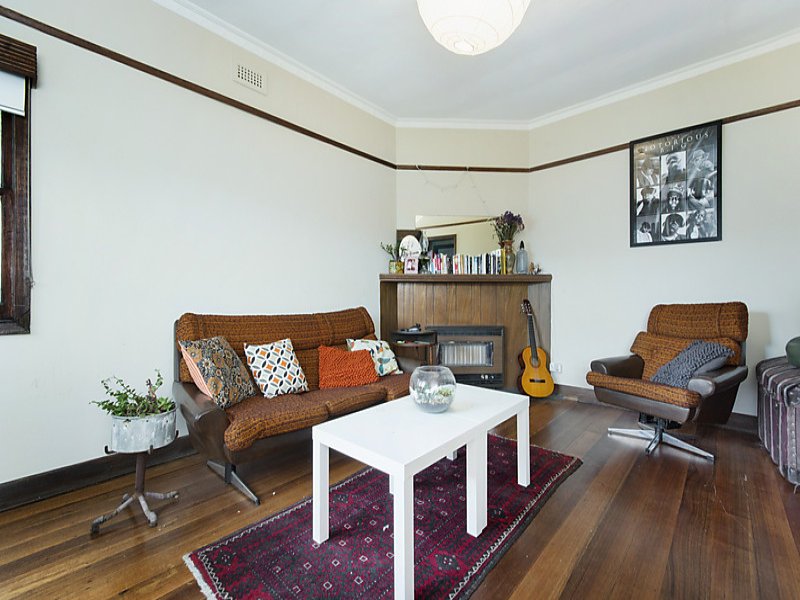 Gallery: 16 Raven Street