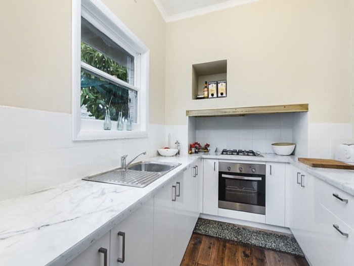 Gallery: 16 Raven Street