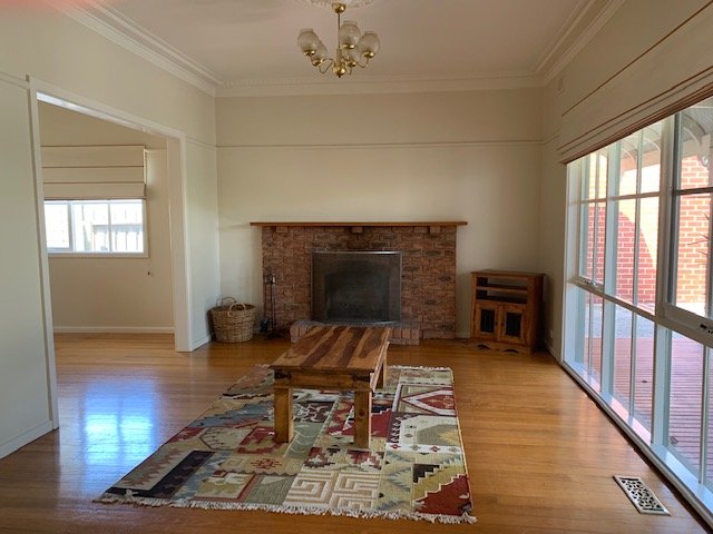 Gallery: 16 Reeve Court