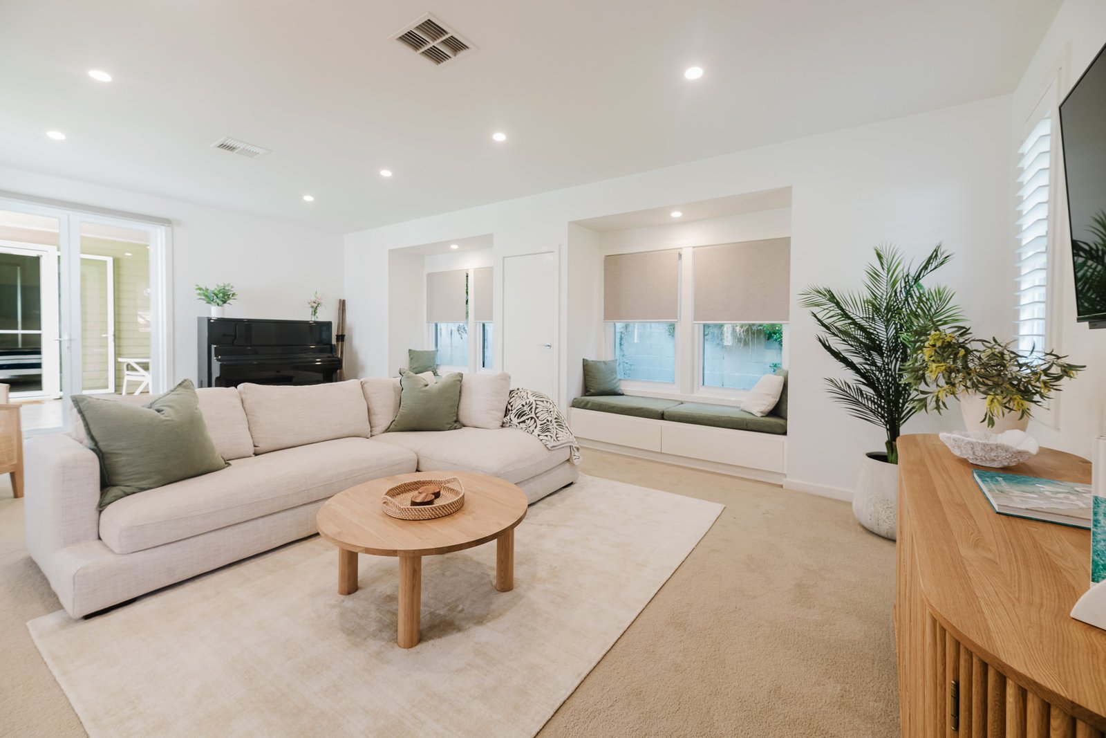 16 Reflections Drive ONE MILE 6