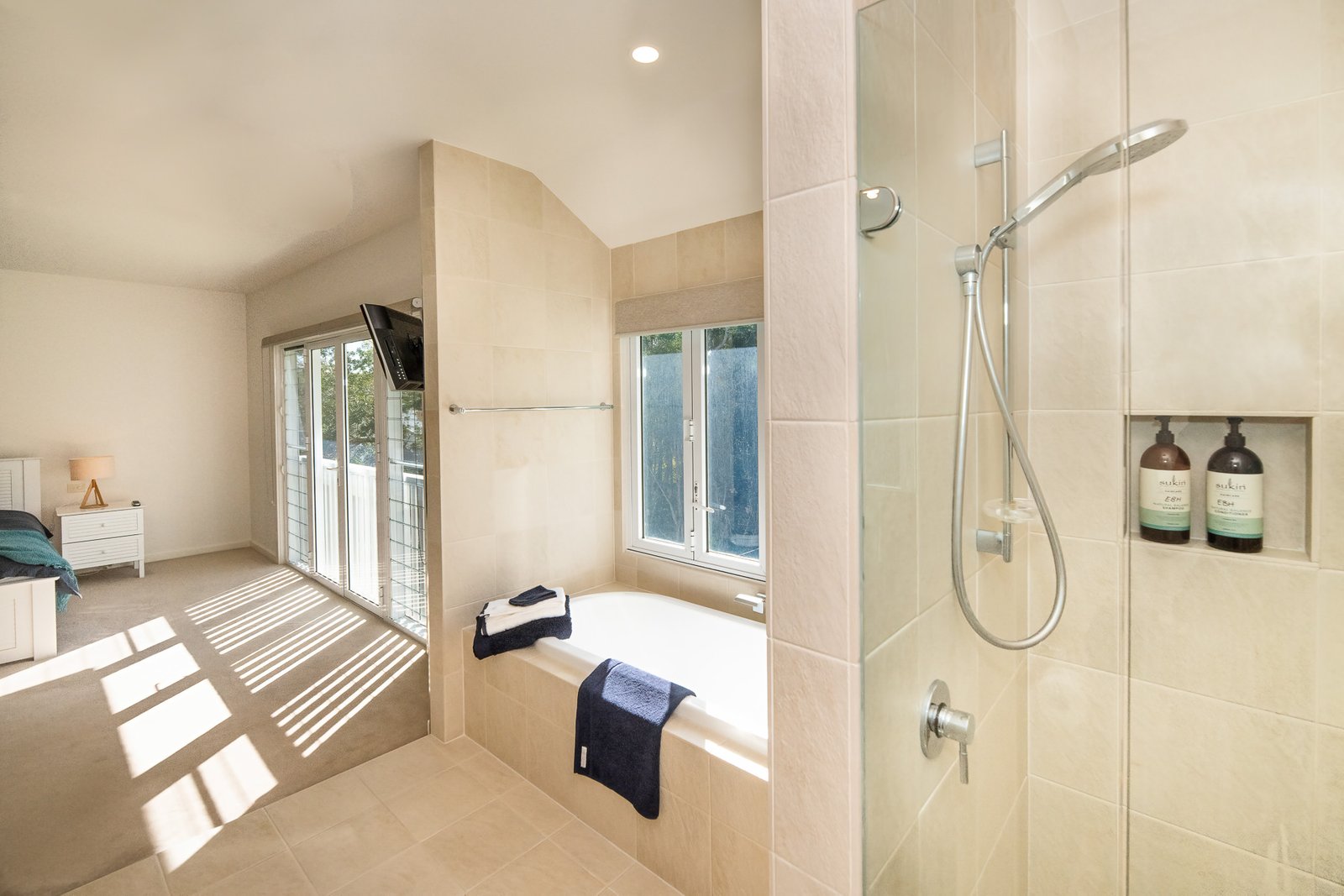 16 Reflections Drive ONE MILE 18