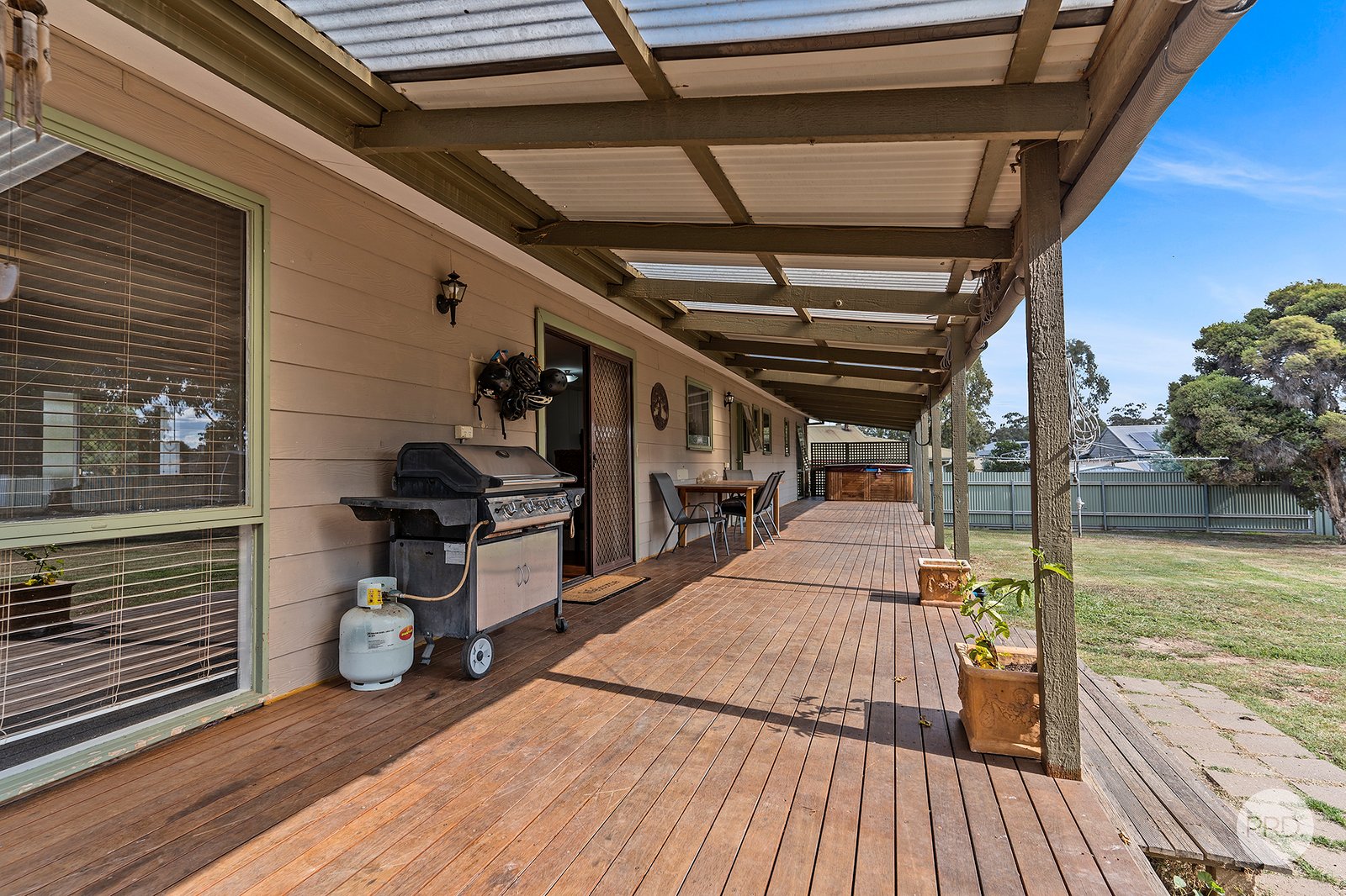 16 Rennie Street HUNTLY 11