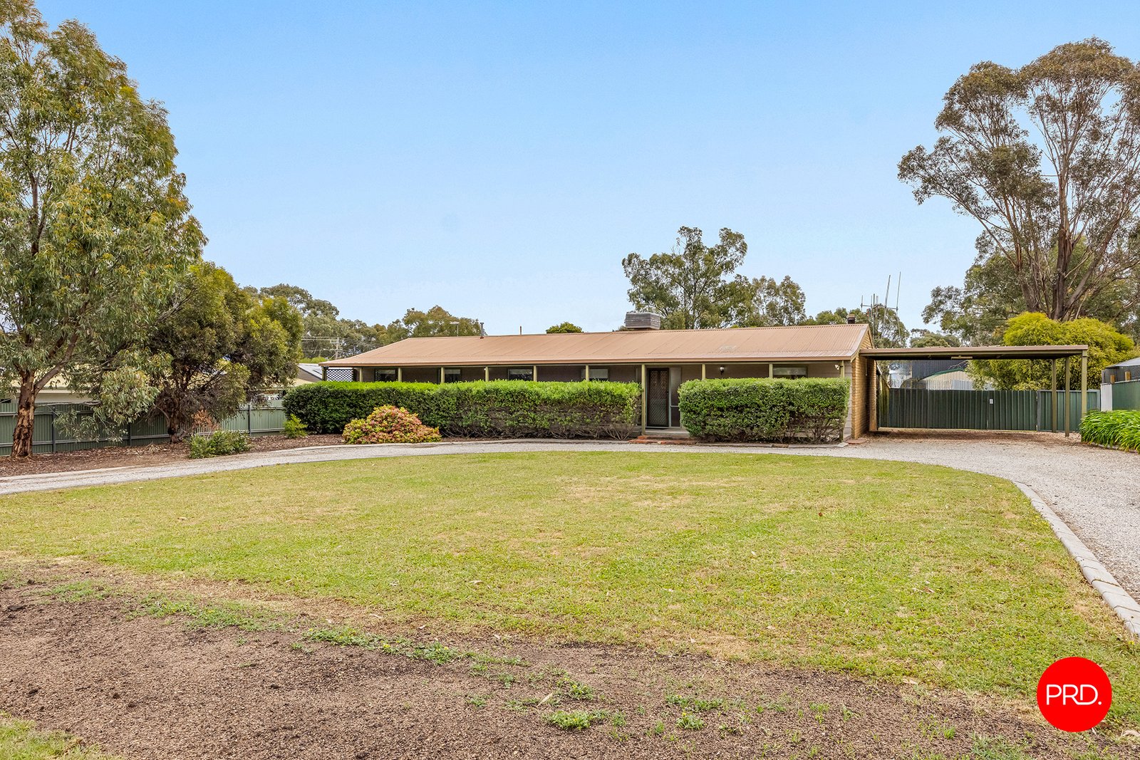 16 Rennie Street HUNTLY 2