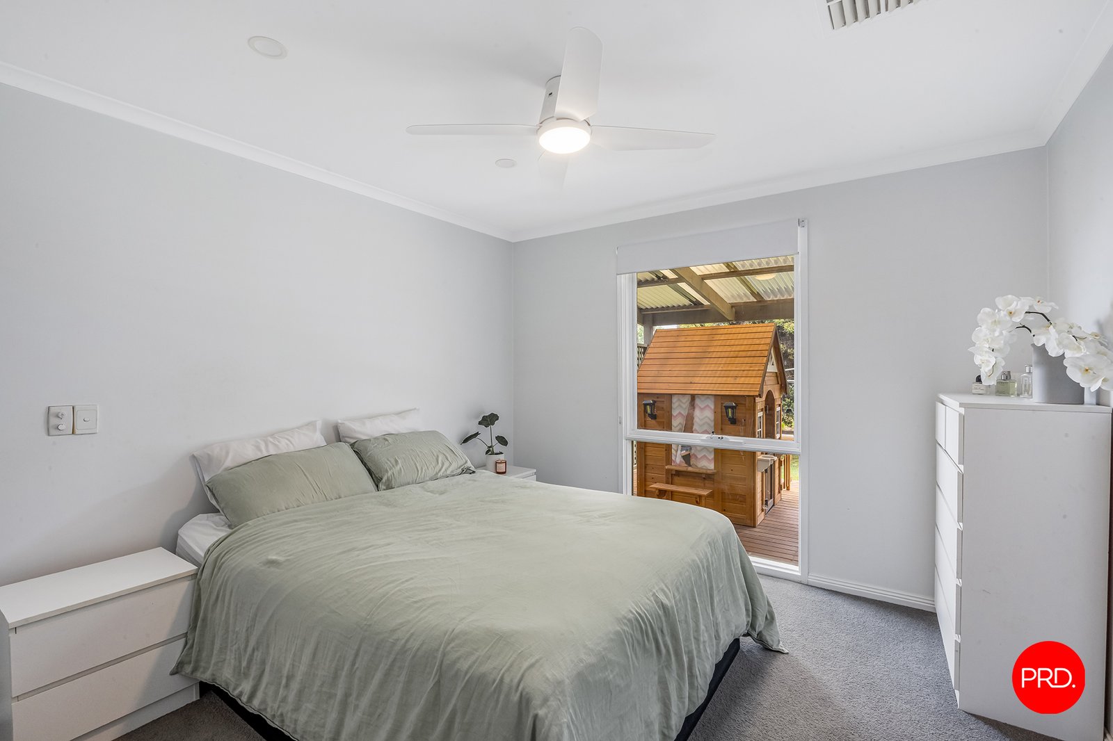 16 Rennie Street HUNTLY 12