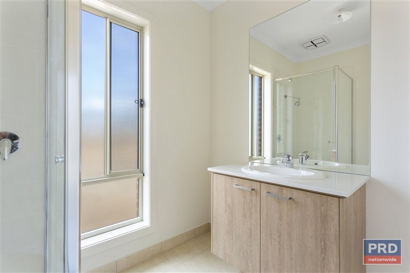 16 Rheola Drive WHITE HILLS 8