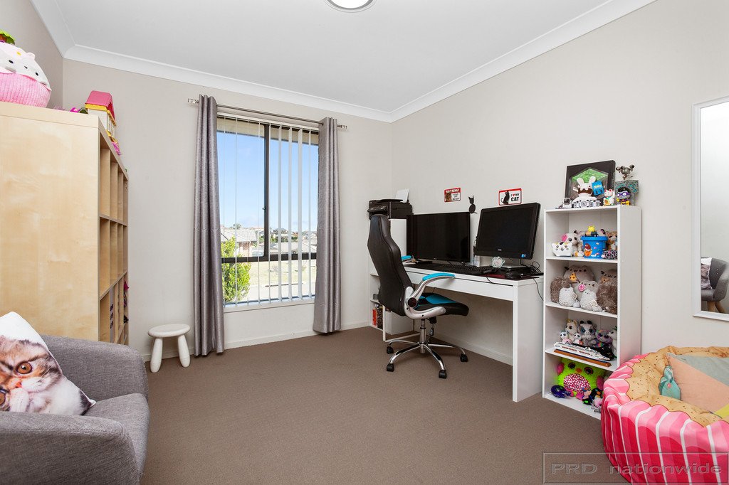 16 Riley James Drive RAWORTH 11