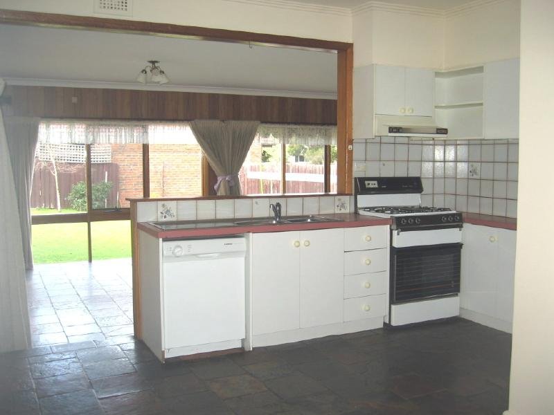 Gallery: 16 Riviera Street