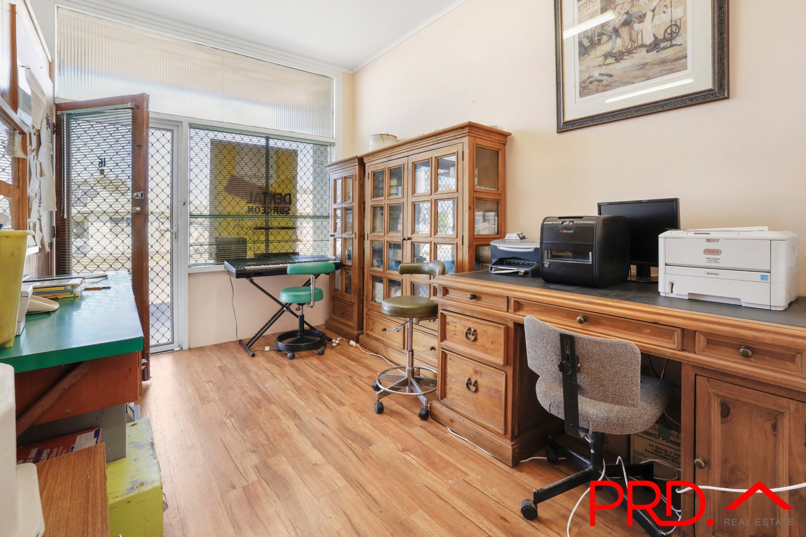 16 Robert Street TAMWORTH 8