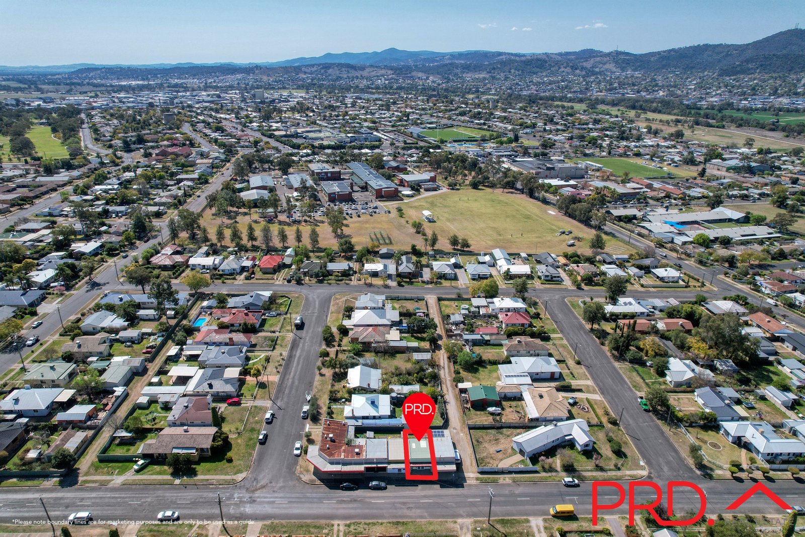 16 Robert Street TAMWORTH 13