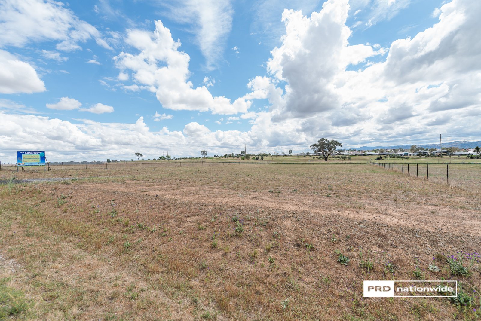 16 Rodeo Drive TAMWORTH 3