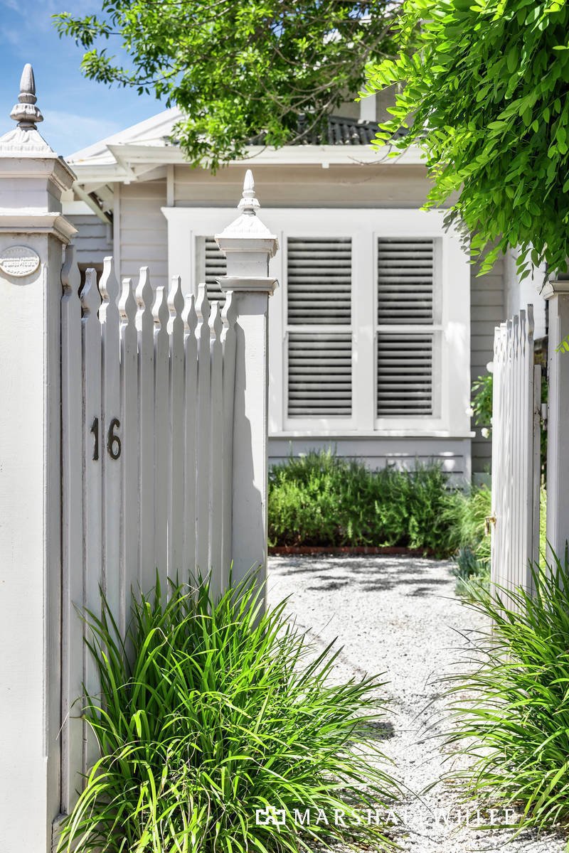 16 Rooding Street, Brighton, VIC