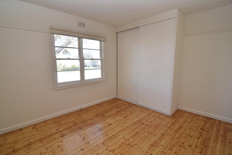 Gallery: 1/6 Rotella Avenue