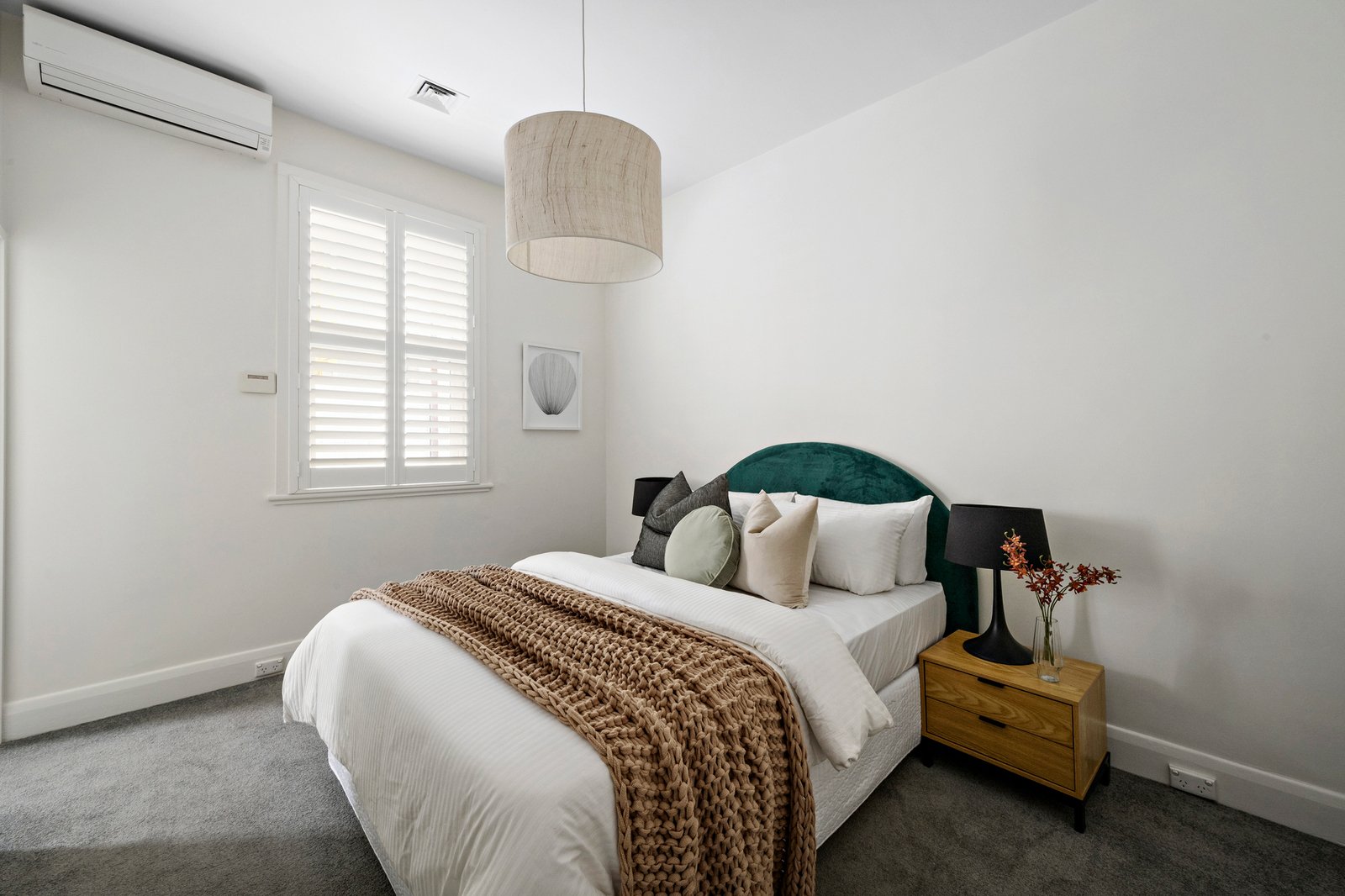 16 Ruabon Road, Toorak, 3142