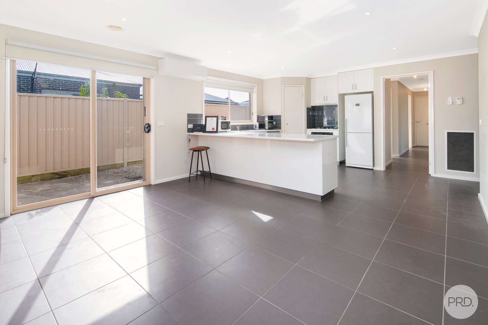 1/6 Ruby Close DELACOMBE 7