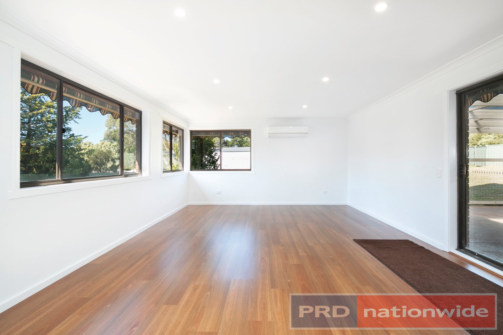 16 Russell Street GORDON 7