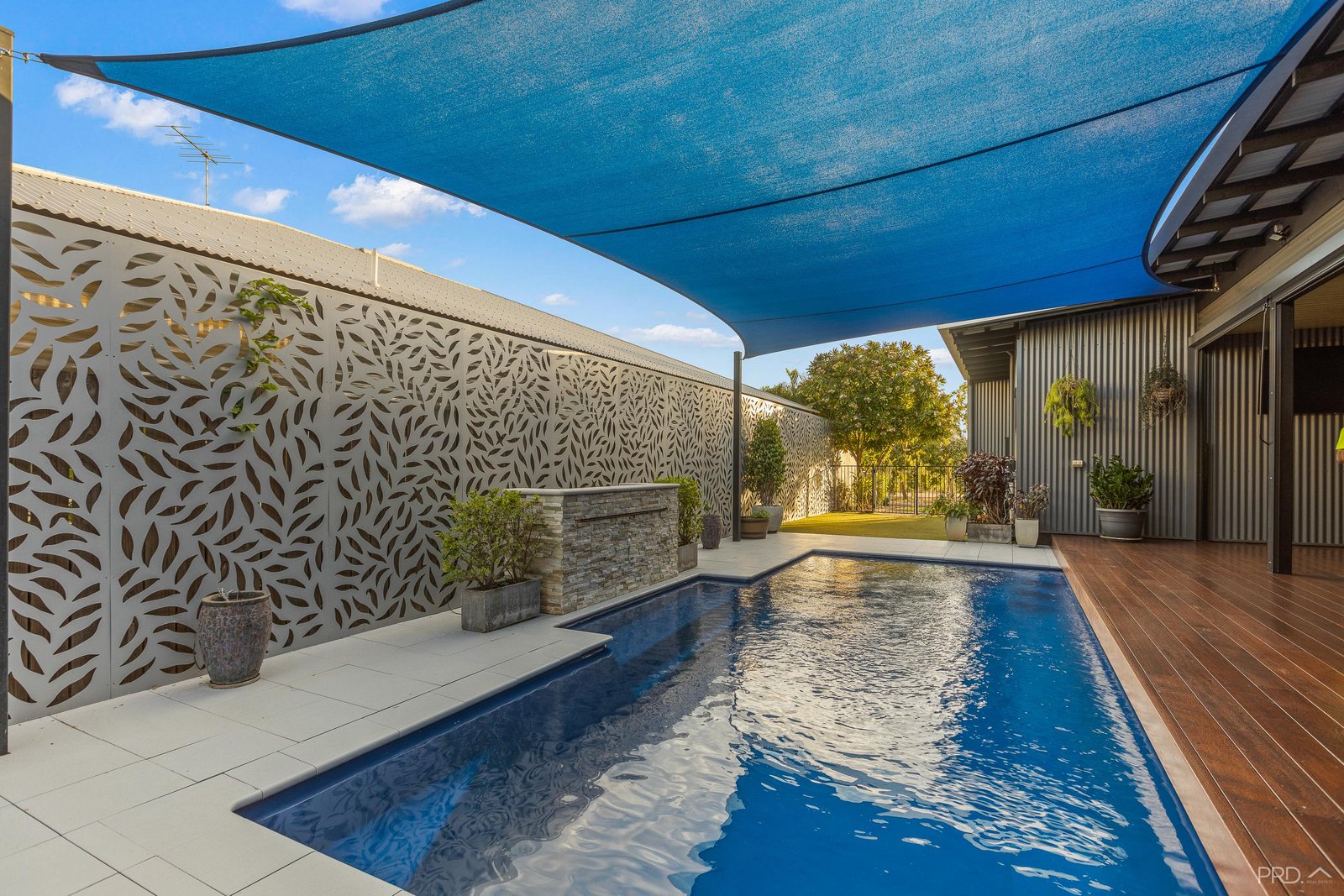 16 Said Bend BILINGURR 19