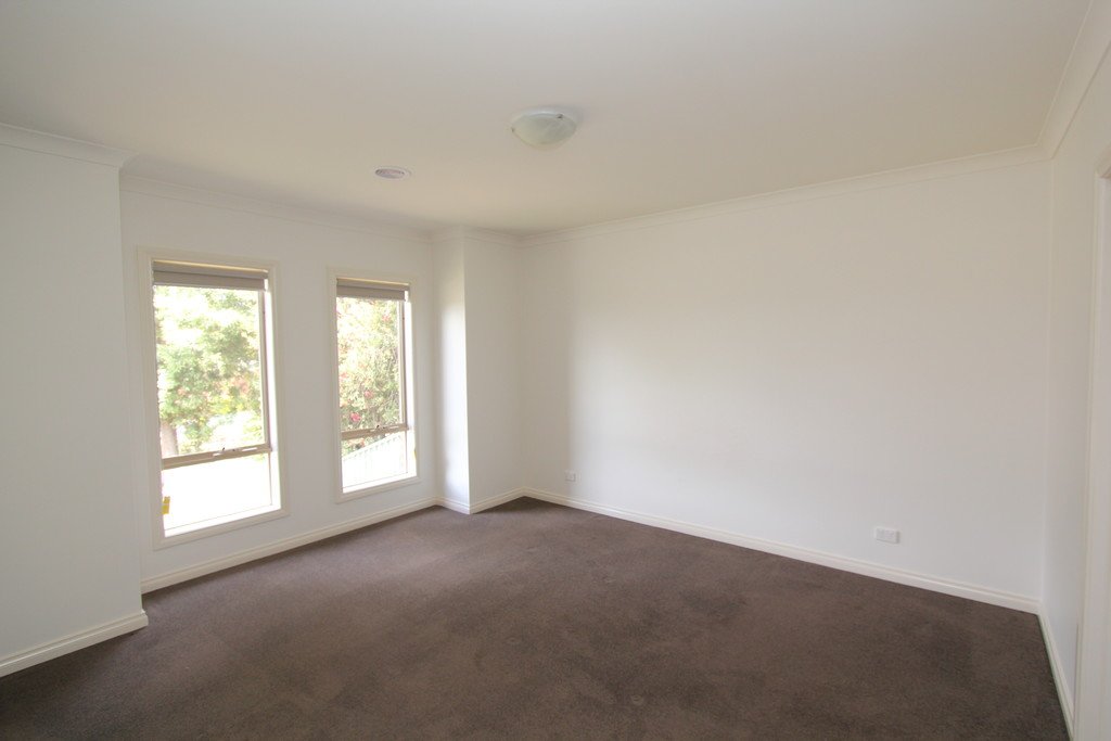 1/6 Sainsbury Court MOUNT CLEAR 2