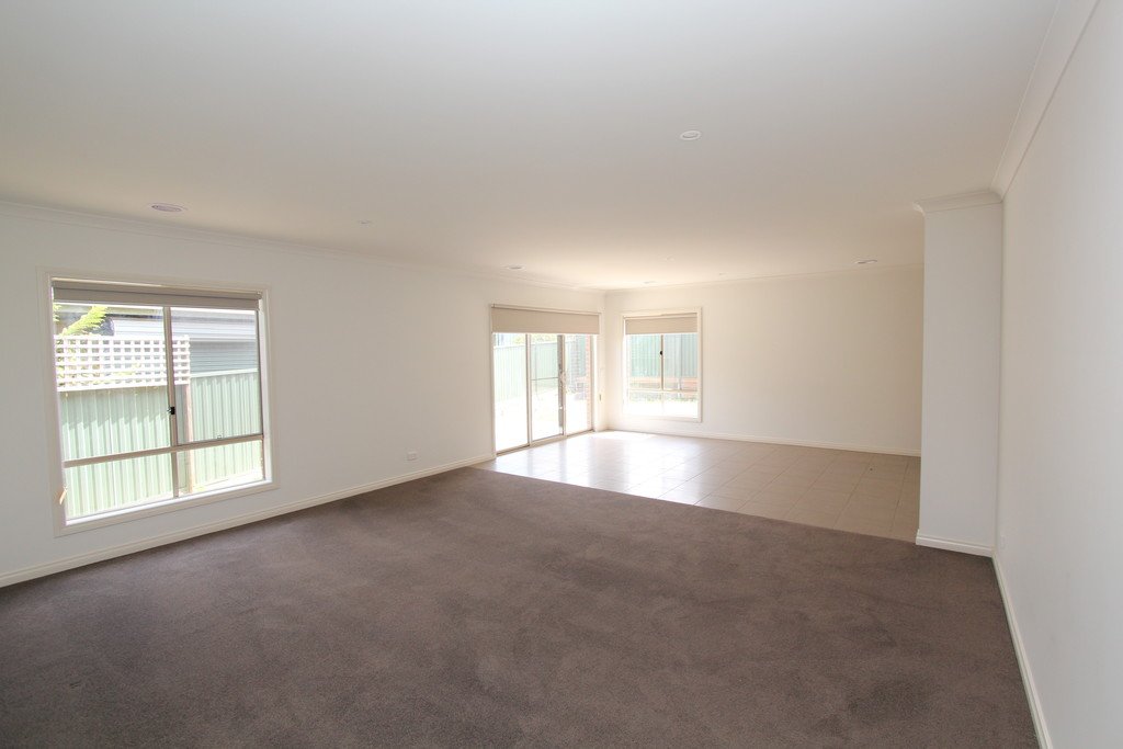 1/6 Sainsbury Court MOUNT CLEAR 5