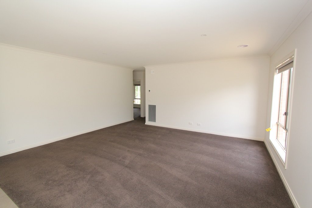 1/6 Sainsbury Court MOUNT CLEAR 7