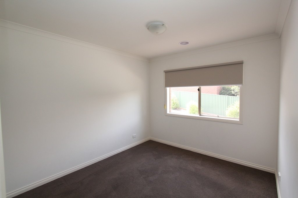 1/6 Sainsbury Court MOUNT CLEAR 12