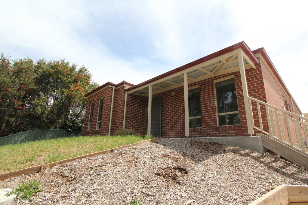 1/6 Sainsbury Court MOUNT CLEAR 19