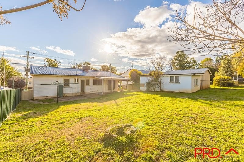 16 Sapphire Crescent TAMWORTH 8