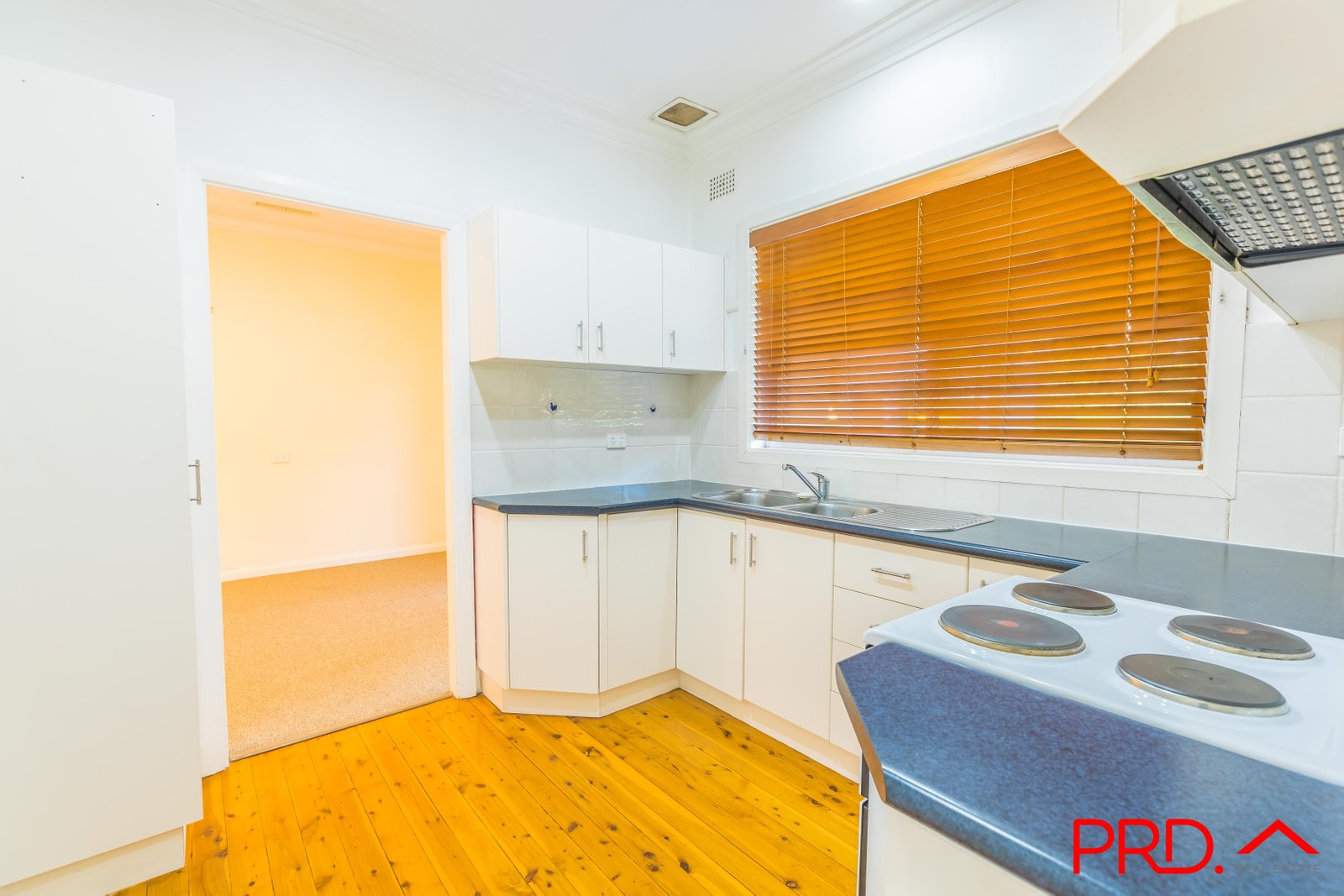 16 Sapphire Crescent TAMWORTH 7