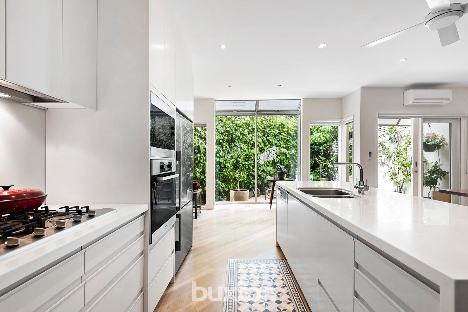 Gallery: 16 Sarah Street