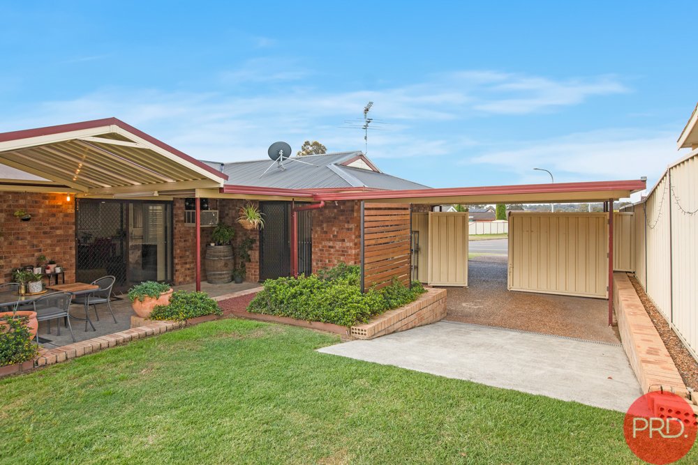 16 Schanck Drive METFORD 18