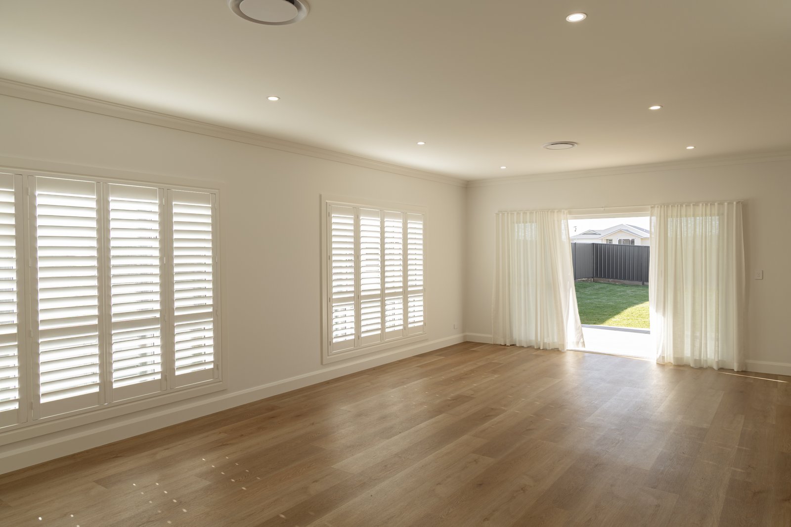 16 Sea Eagle Avenue TAMWORTH 14