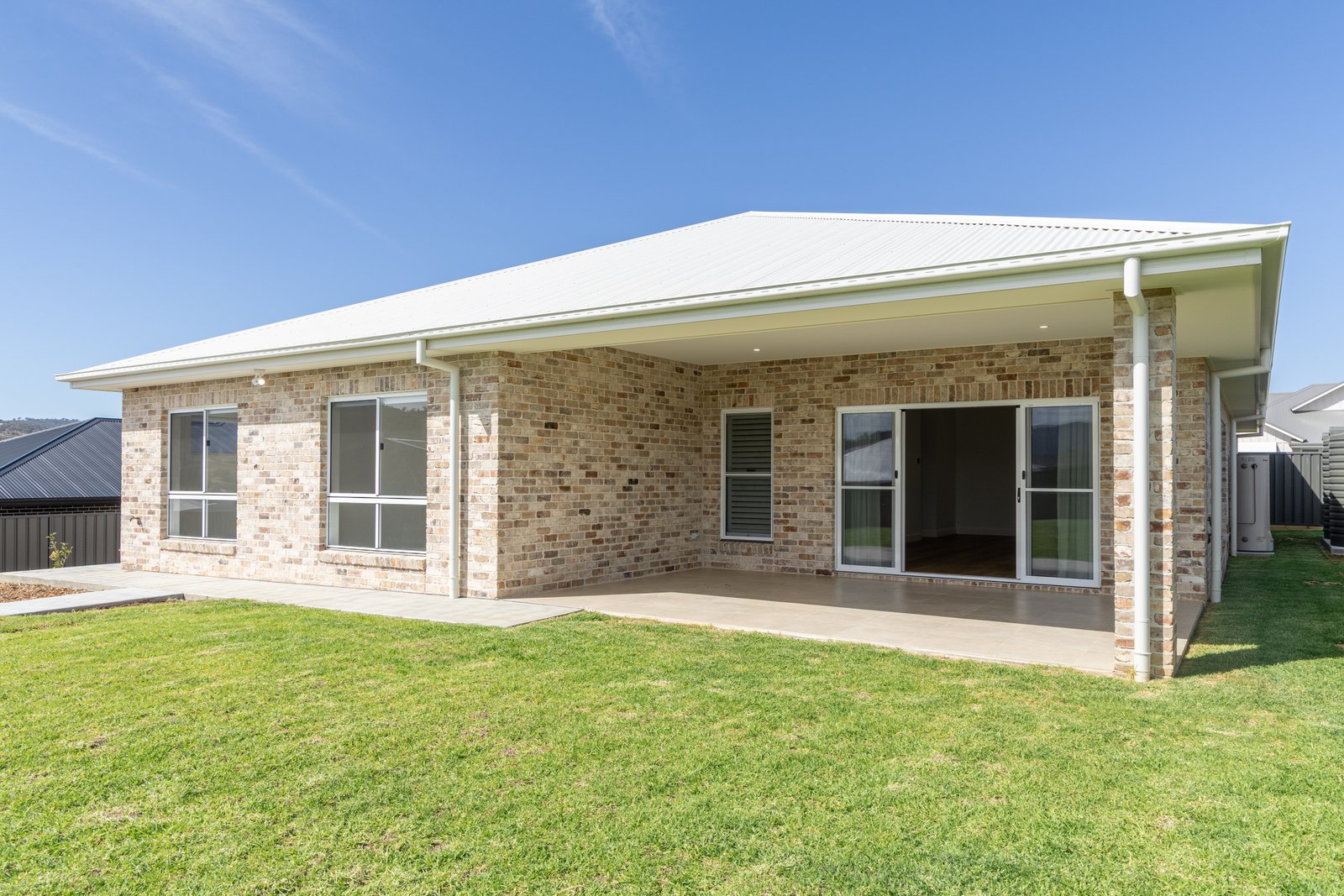 16 Sea Eagle Avenue TAMWORTH 28