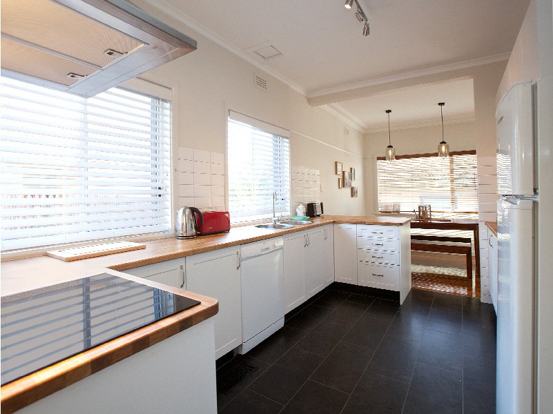 Gallery: 1/6 Seafoam Street