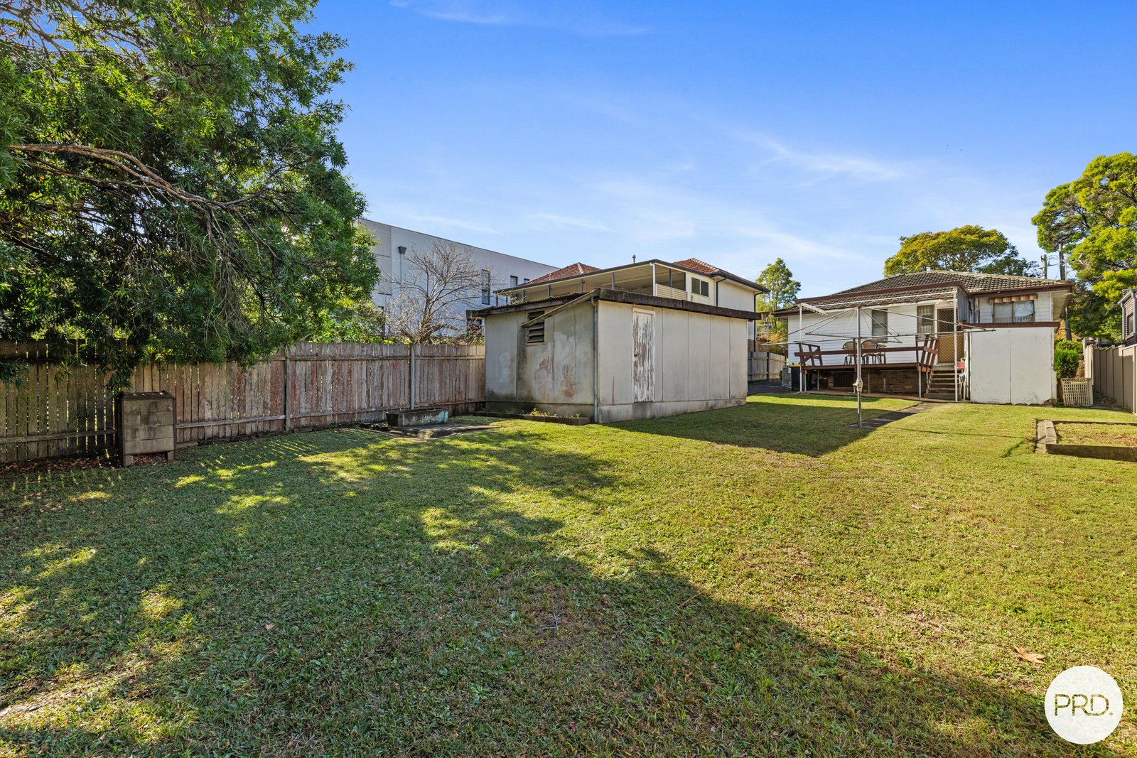 16 Seaforth Avenue OATLEY 12