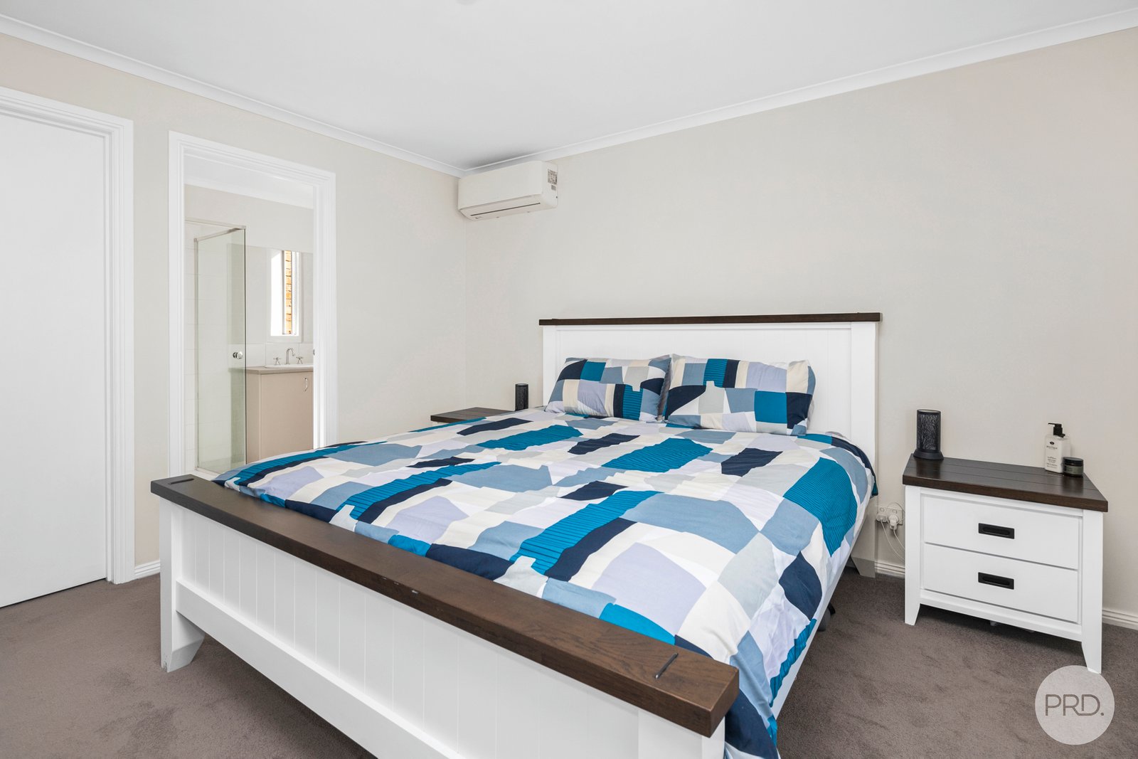 16 Selwyn Street MINERS REST 2