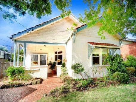 Gallery: 16 Service Street