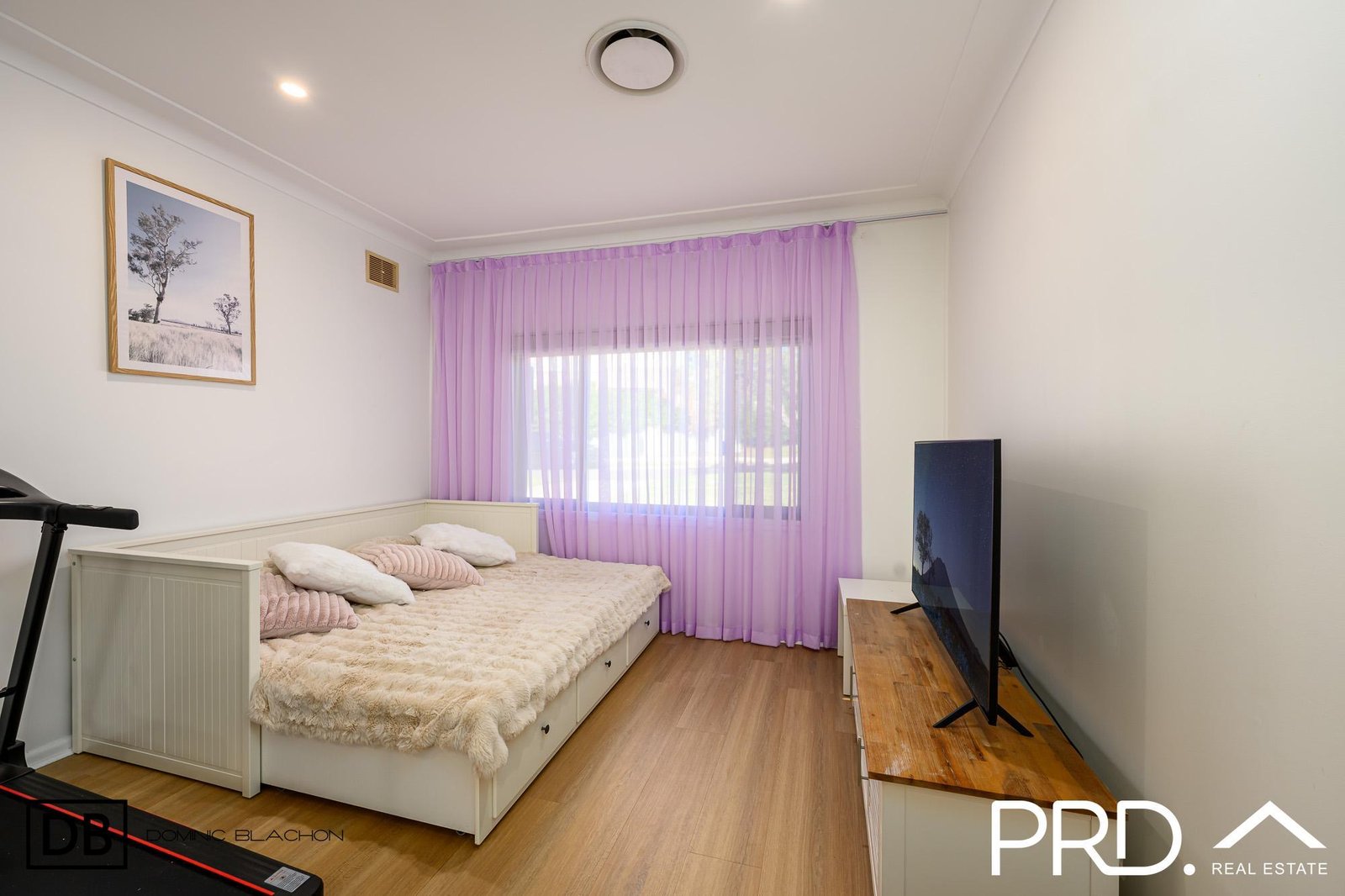 16 Shari Avenue PICNIC POINT 9
