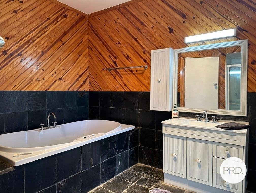 16 Sheather Street KHANCOBAN 7