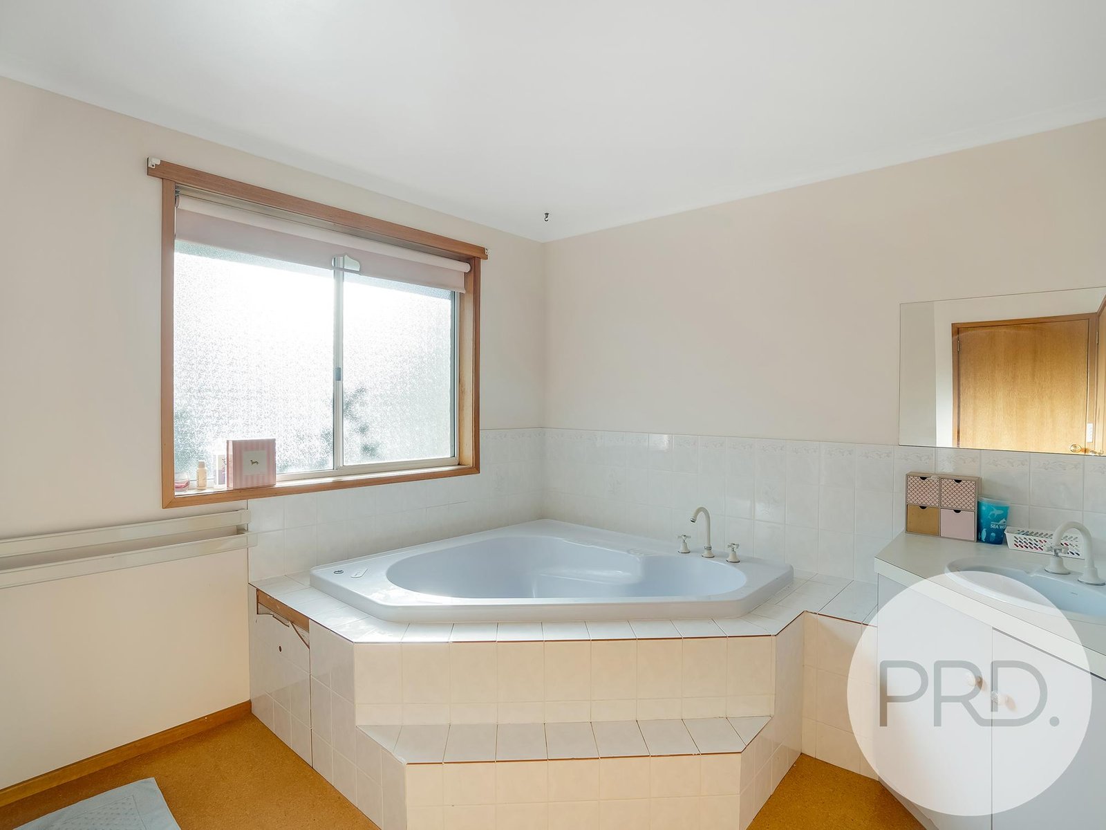 16 Sherwood Court LINDISFARNE 8