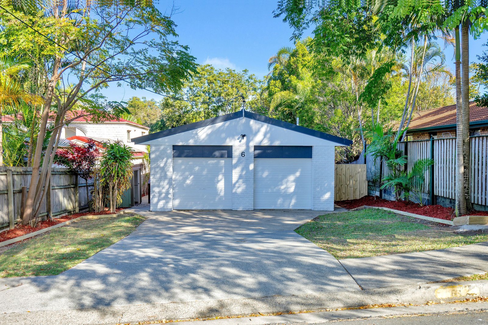 1/6 Shillito Street SOUTHPORT 3