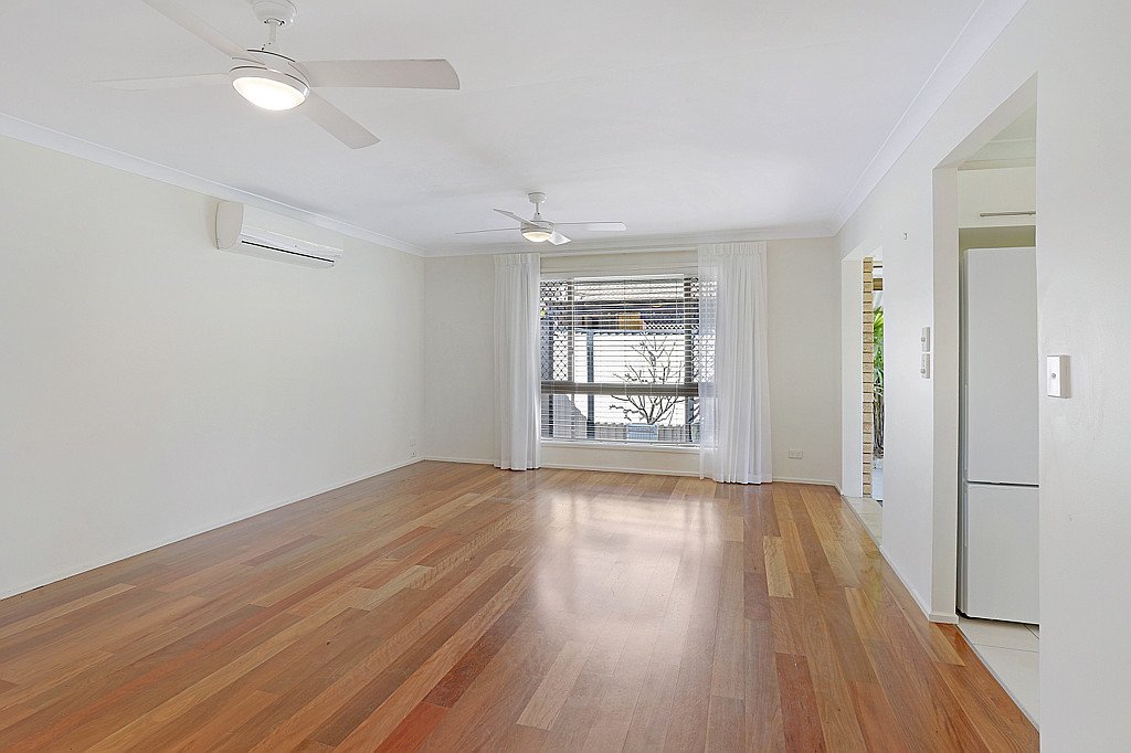 1/6 Shrike Court BURLEIGH WATERS 6