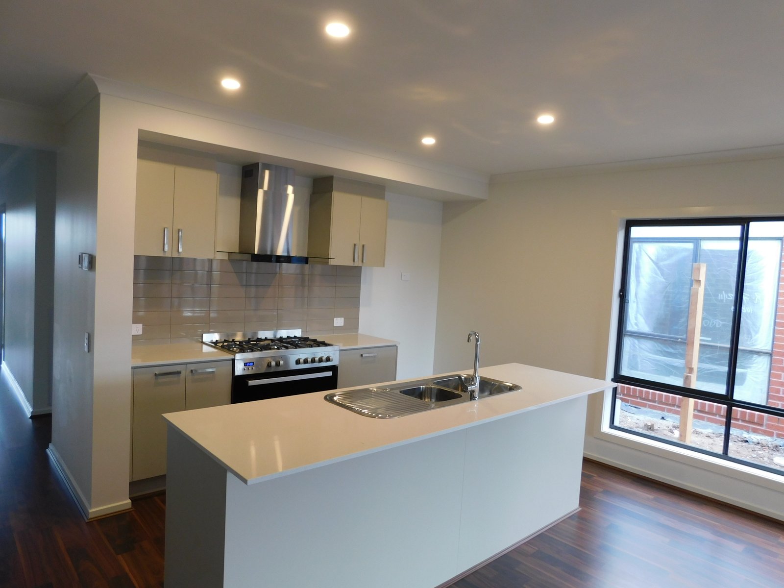 Gallery: 16 Snedden Street