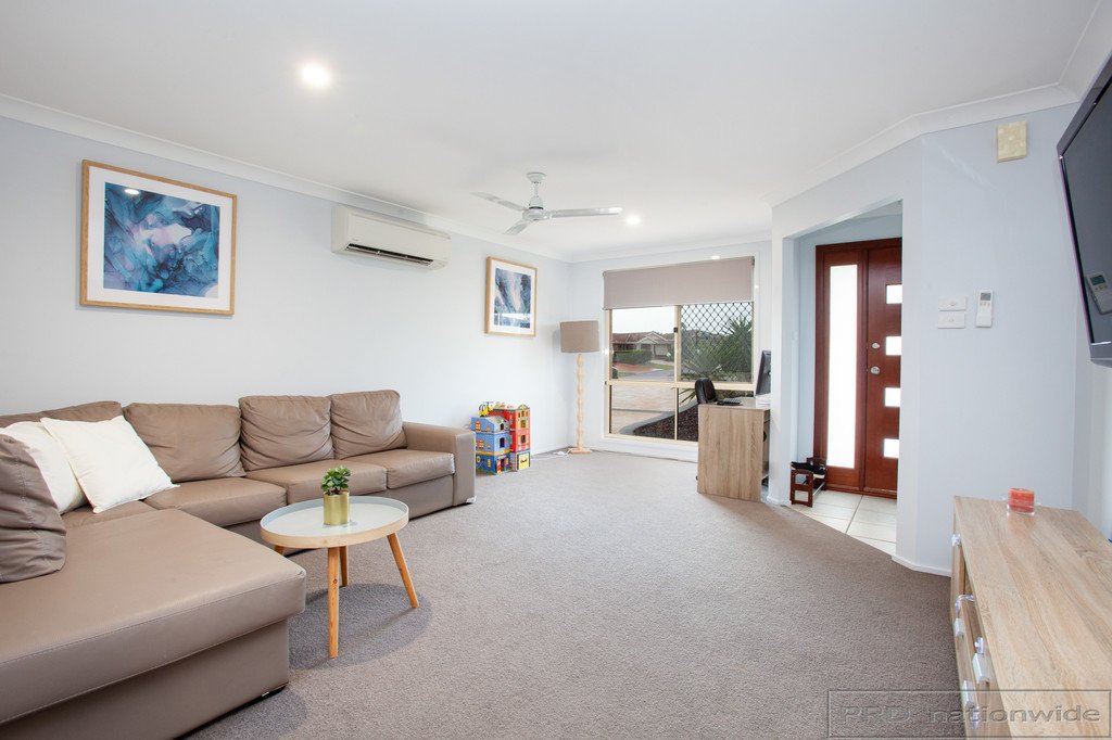 16 Somerset Drive THORNTON 2