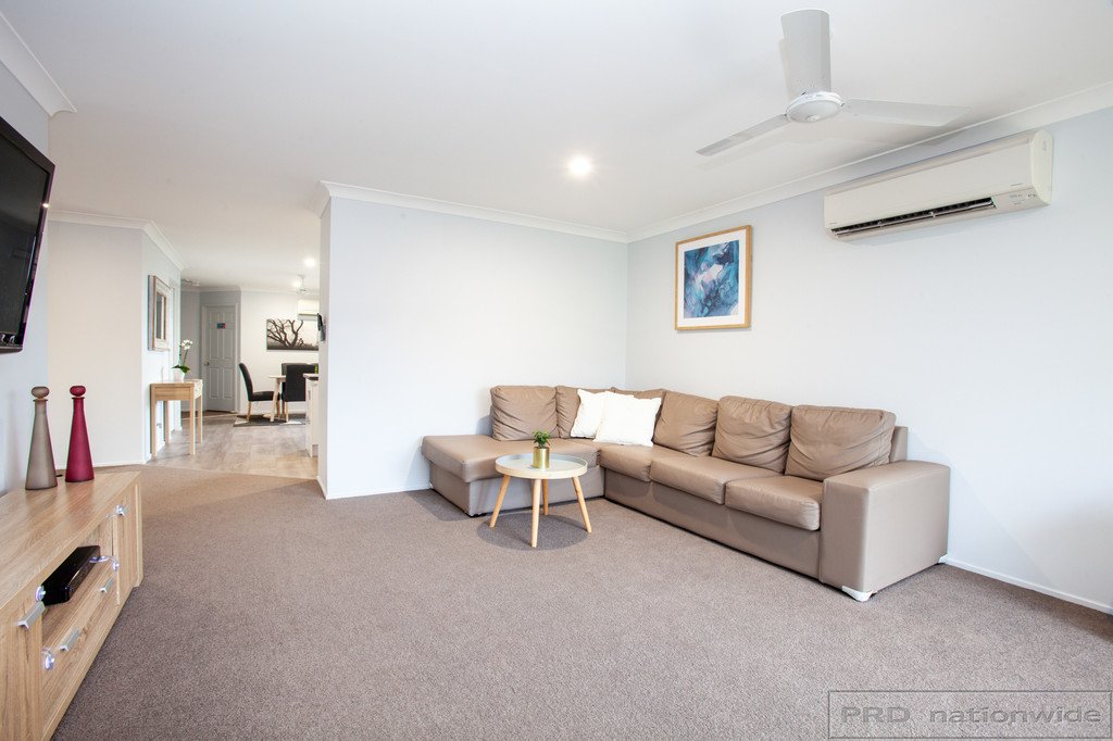 16 Somerset Drive THORNTON 3