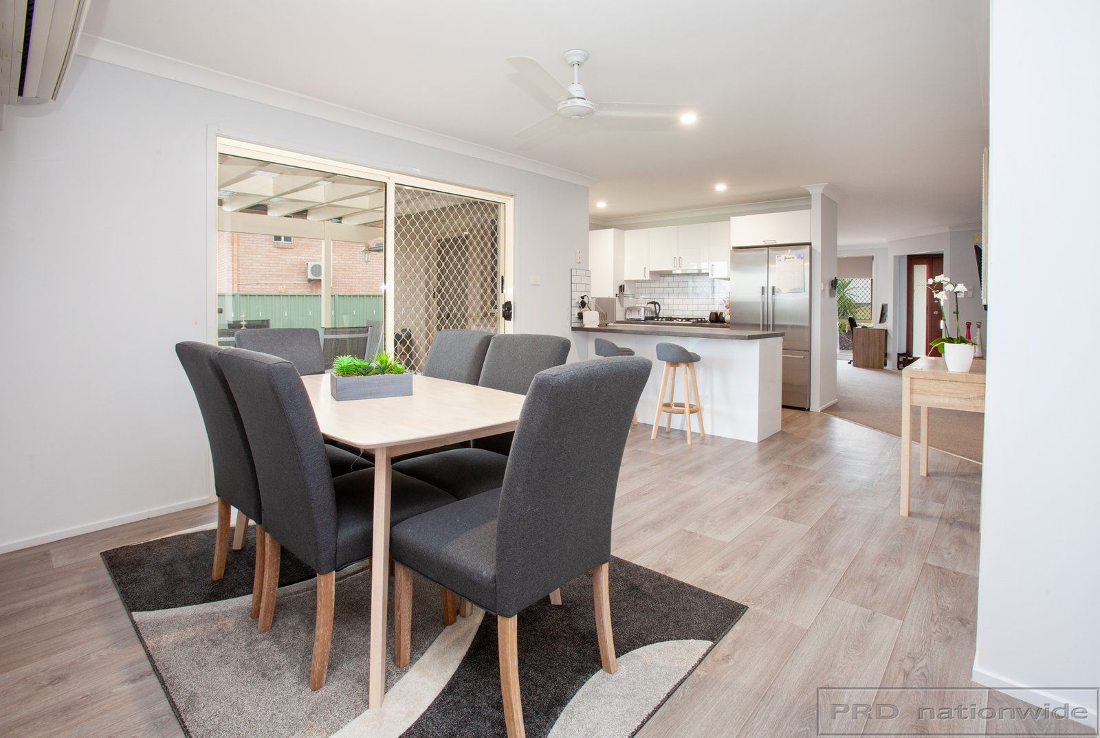 16 Somerset Drive THORNTON 9